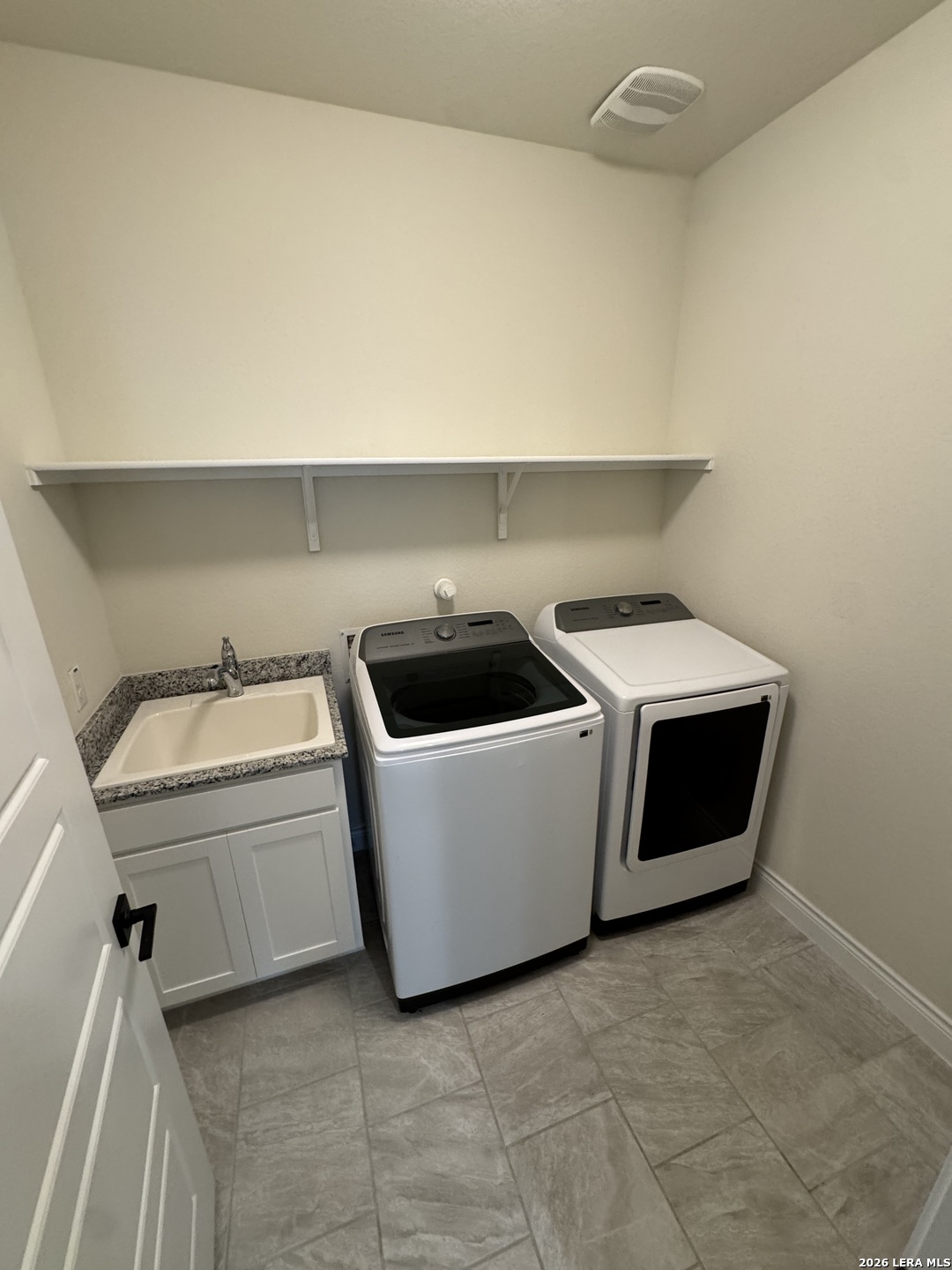 2027 Knippa San Antonio TX 78253