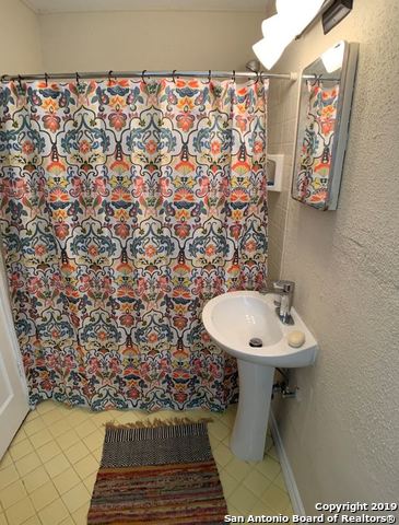 411 Sumner San Antonio TX 78209