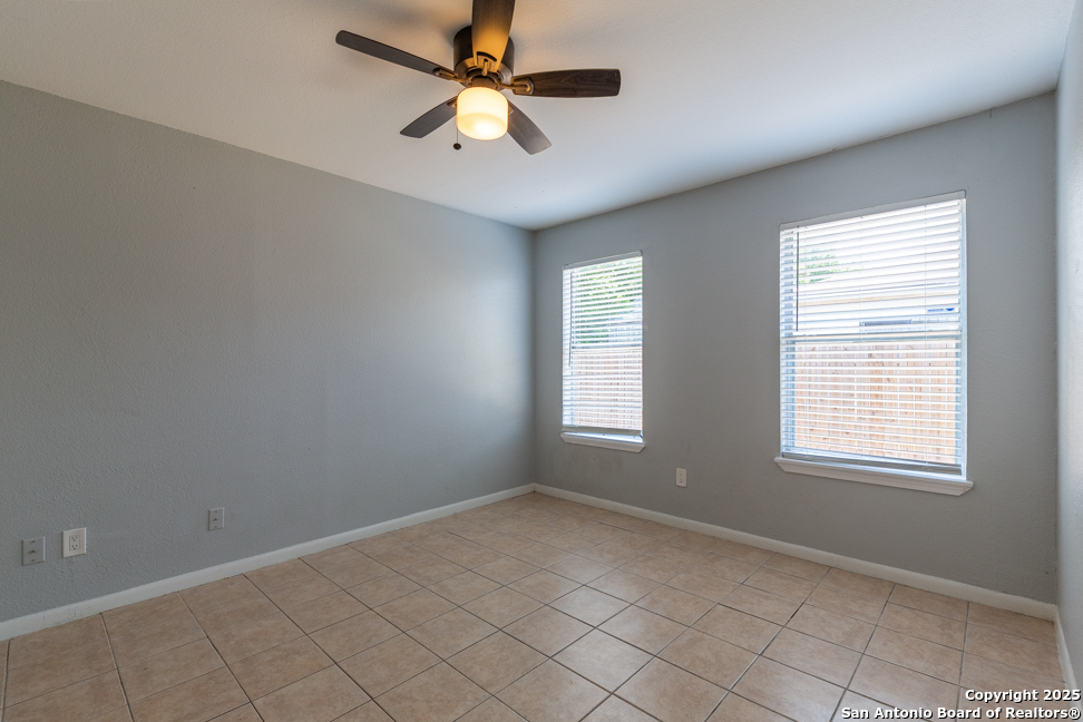 7642 Oak Chase San Antonio TX 78239