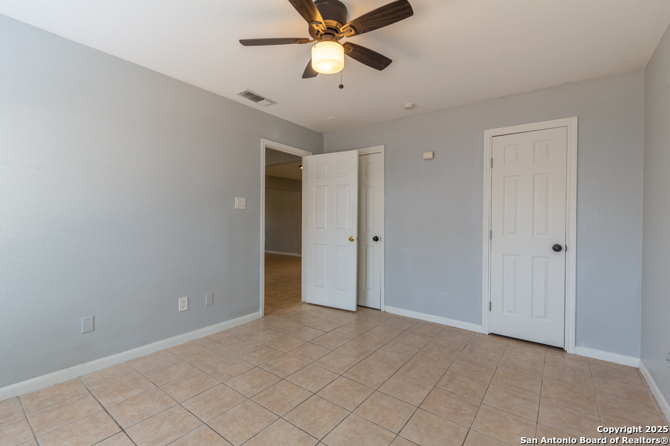 7642 Oak Chase San Antonio TX 78239