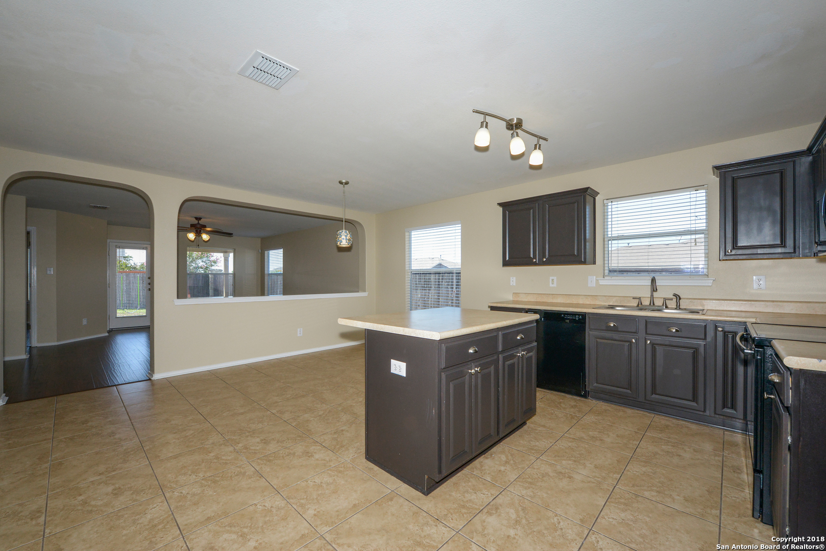 203 Cardinal Way San Antonio TX 78253