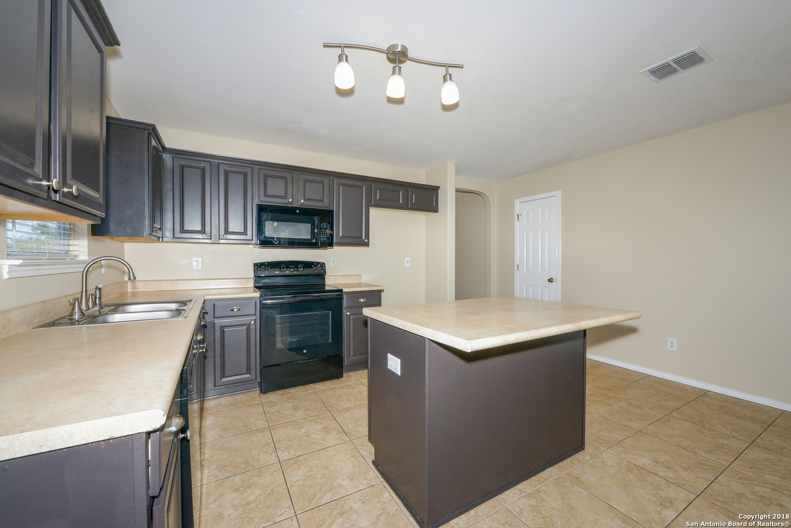 203 Cardinal Way San Antonio TX 78253