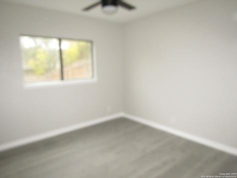 10243 Raven Field San Antonio TX 78245