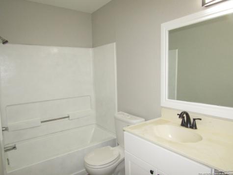 10243 Raven Field San Antonio TX 78245