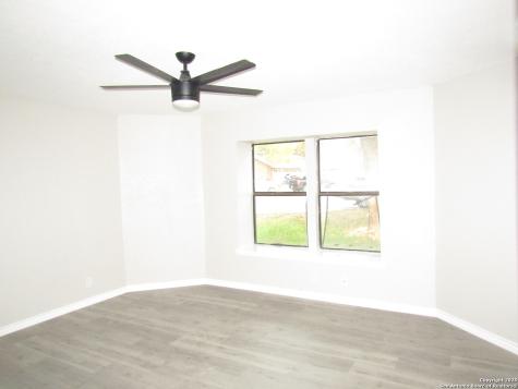 10243 Raven Field San Antonio TX 78245