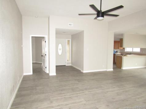 10243 Raven Field San Antonio TX 78245