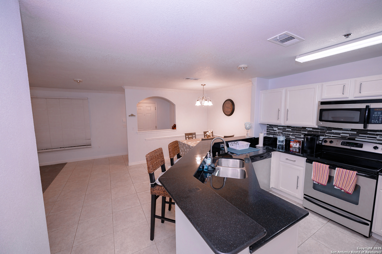 7323 Snowden#2101 San Antonio TX 78240