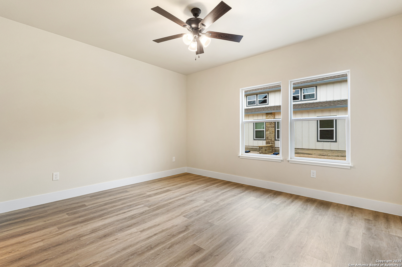302 Riley Way Kerrville TX 78028