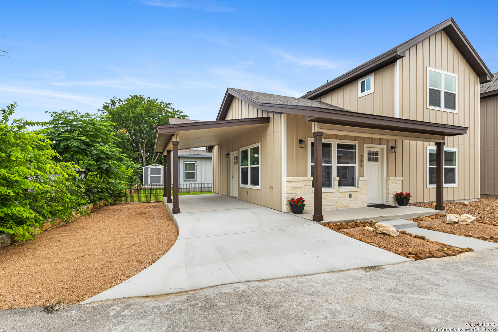 302 Riley Way Kerrville TX 78028