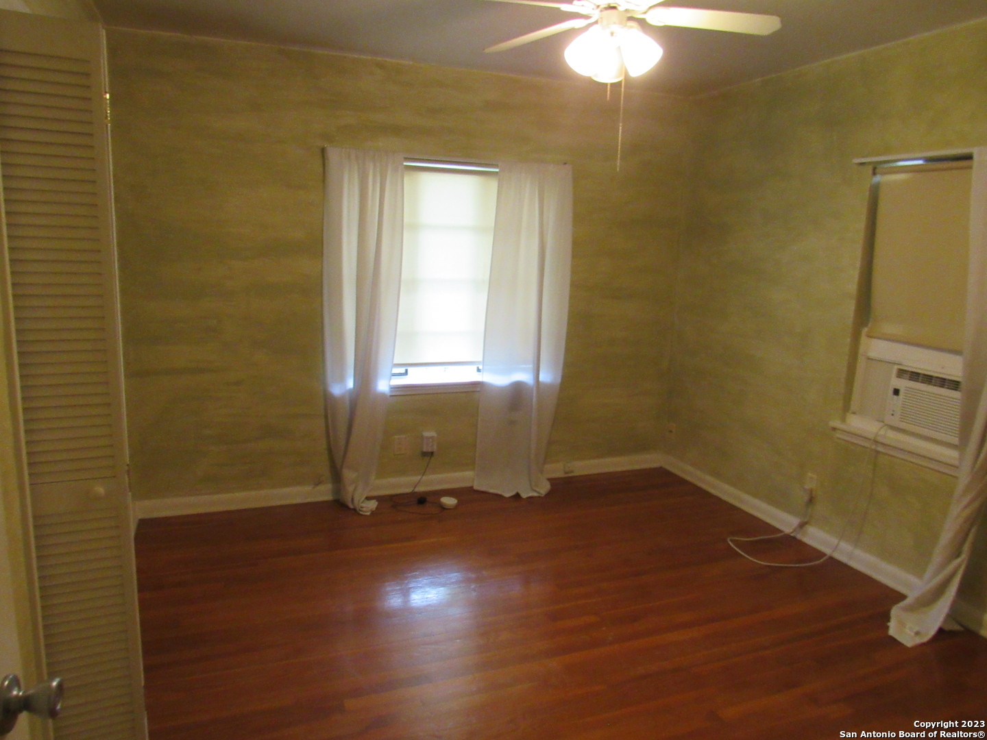 229 Natalen Avenue San Antonio TX 78209