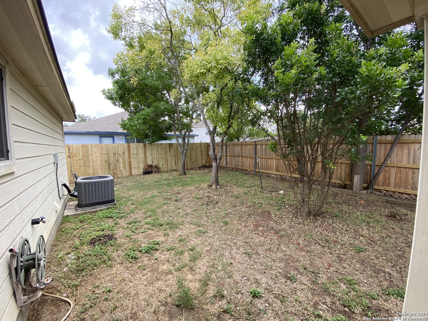 9002 Laguna Rio San Antonio TX 78251