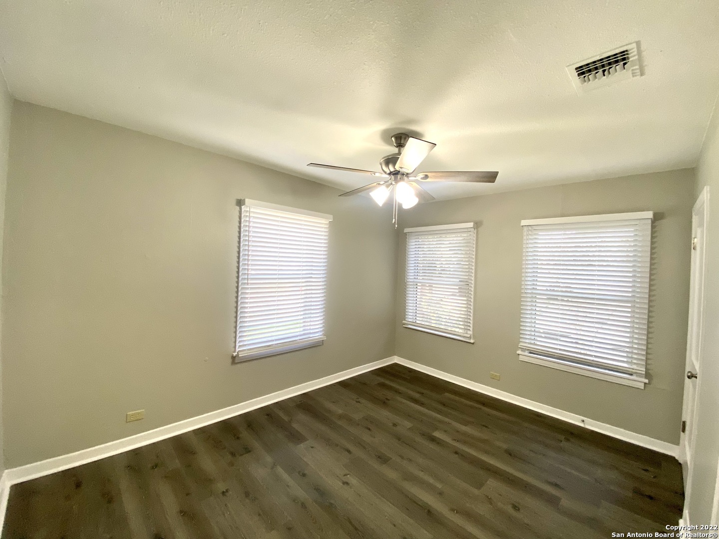 178 Sweetbriar Avenue San Antonio TX 78228