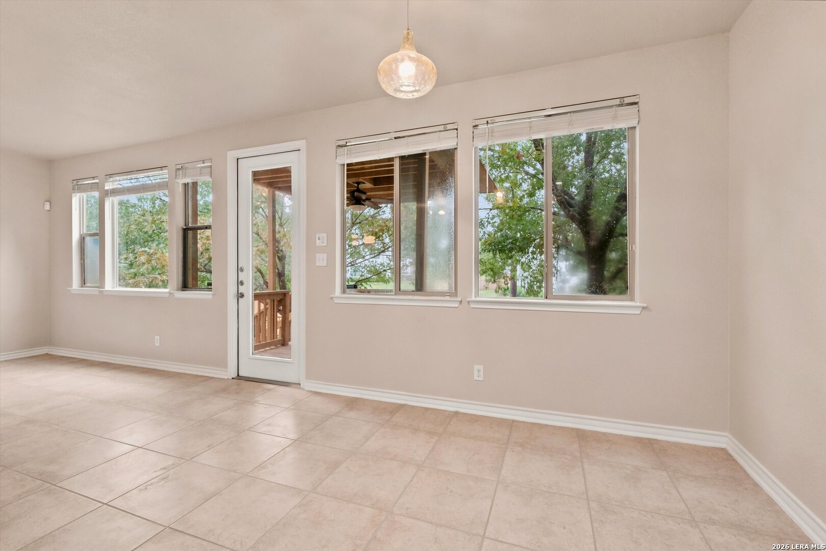 4110 Woodbridge Way San Antonio TX 78257