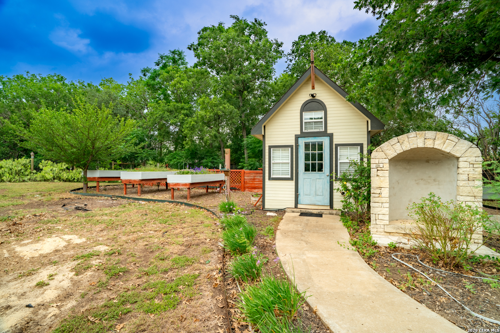 208 Front Street Comfort TX 78013