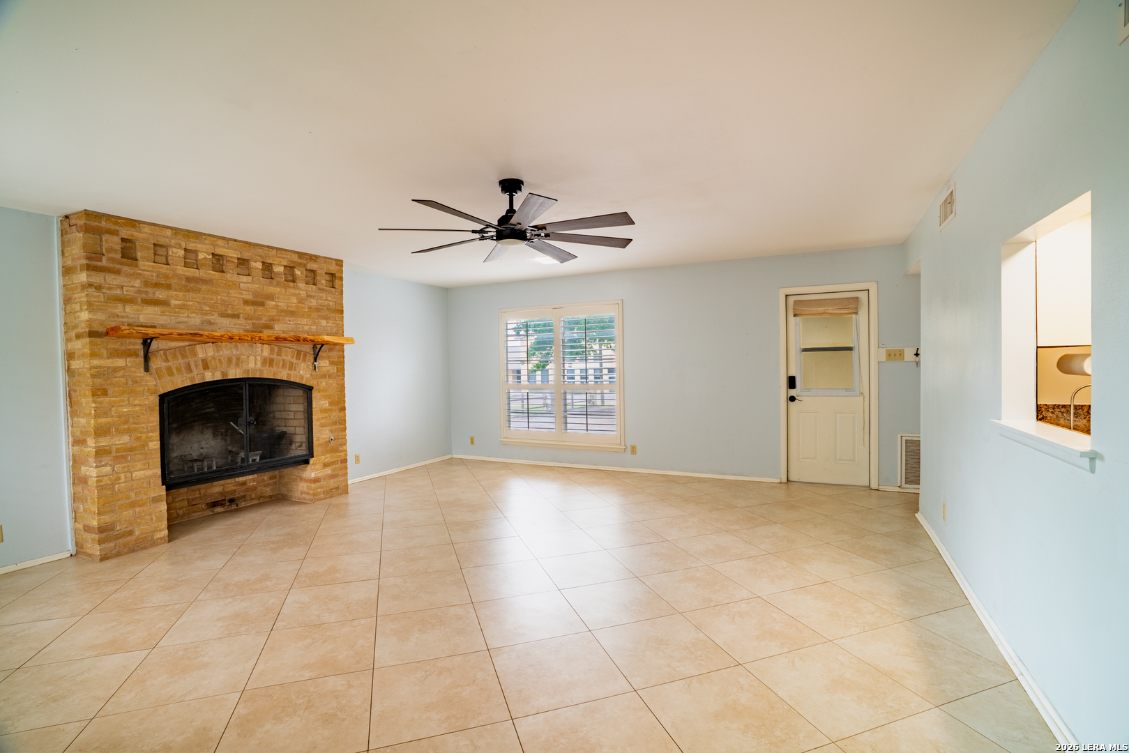 208 Front Street Comfort TX 78013