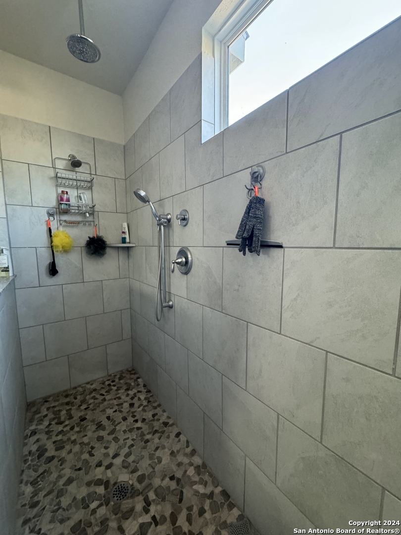 12514 Thrall San Antonio TX 78253