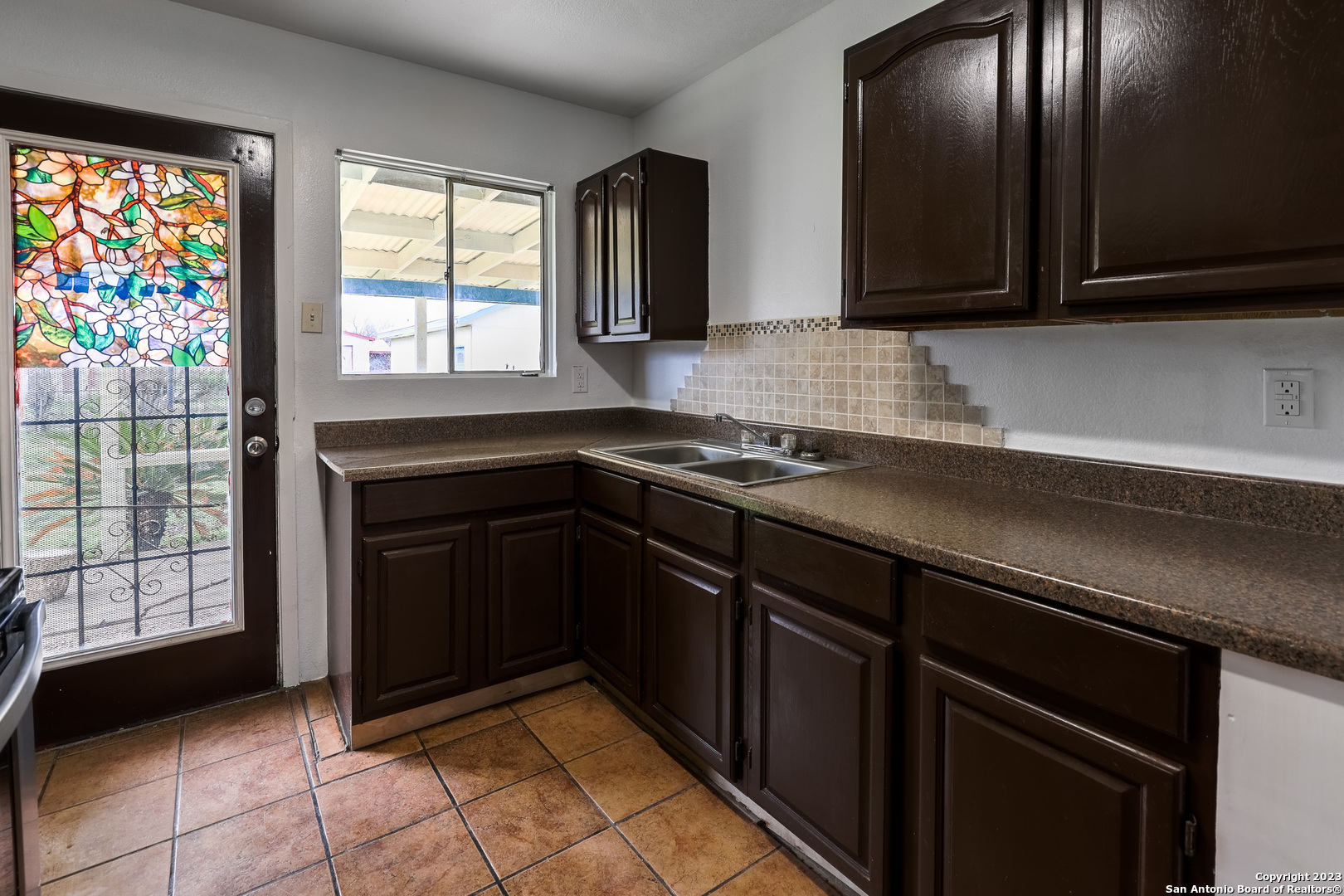 5434 Plumtree Drive San Antonio TX 78242