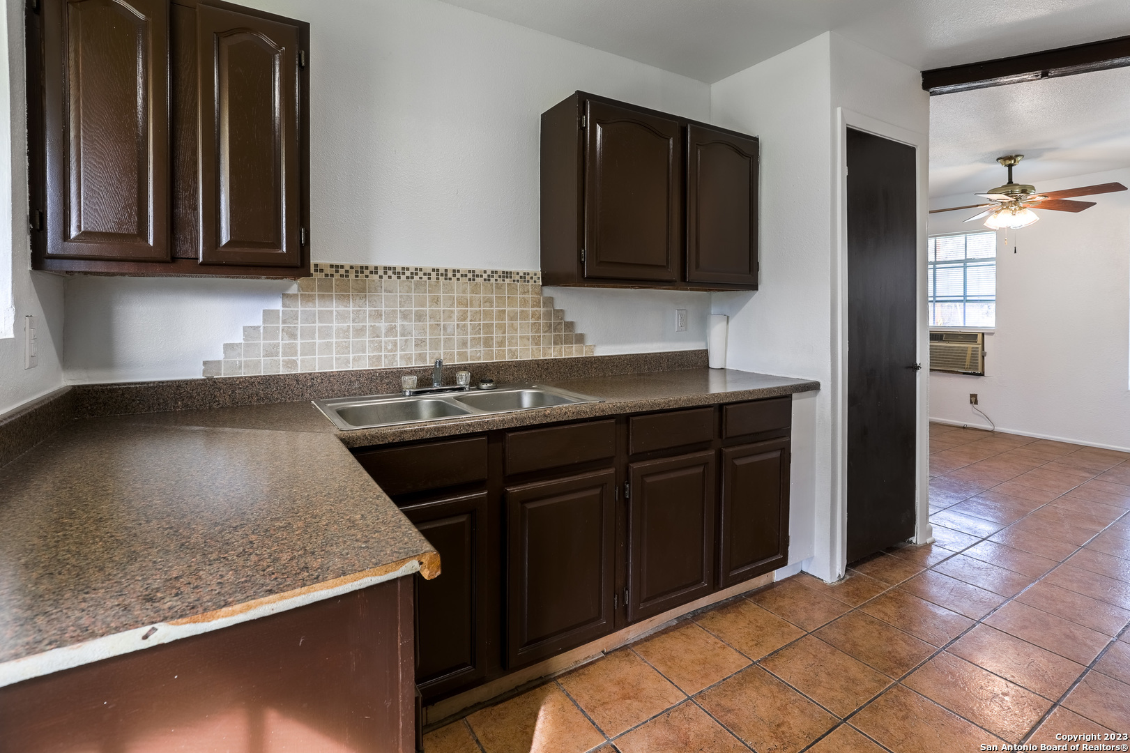 5434 Plumtree Drive San Antonio TX 78242