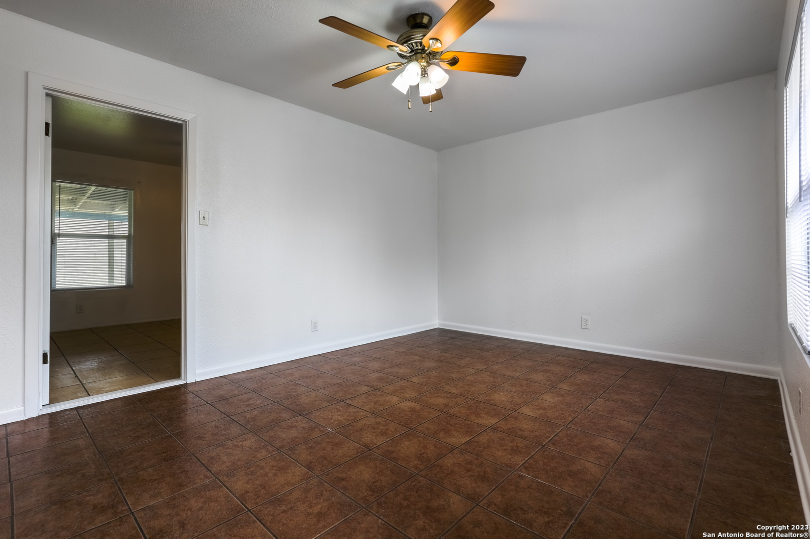 5434 Plumtree Drive San Antonio TX 78242