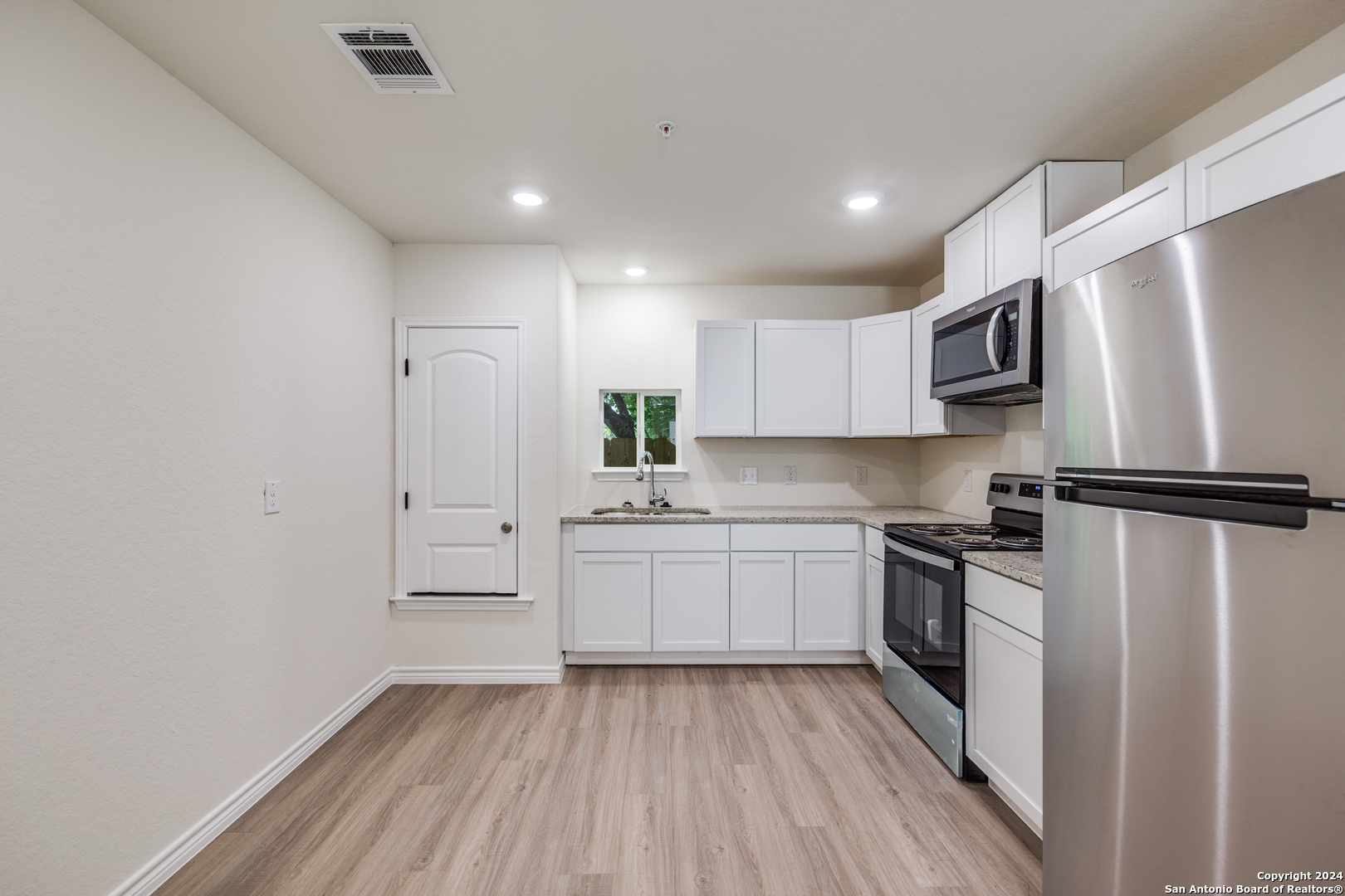 7302 Mary Abbott San Antonio TX 78221