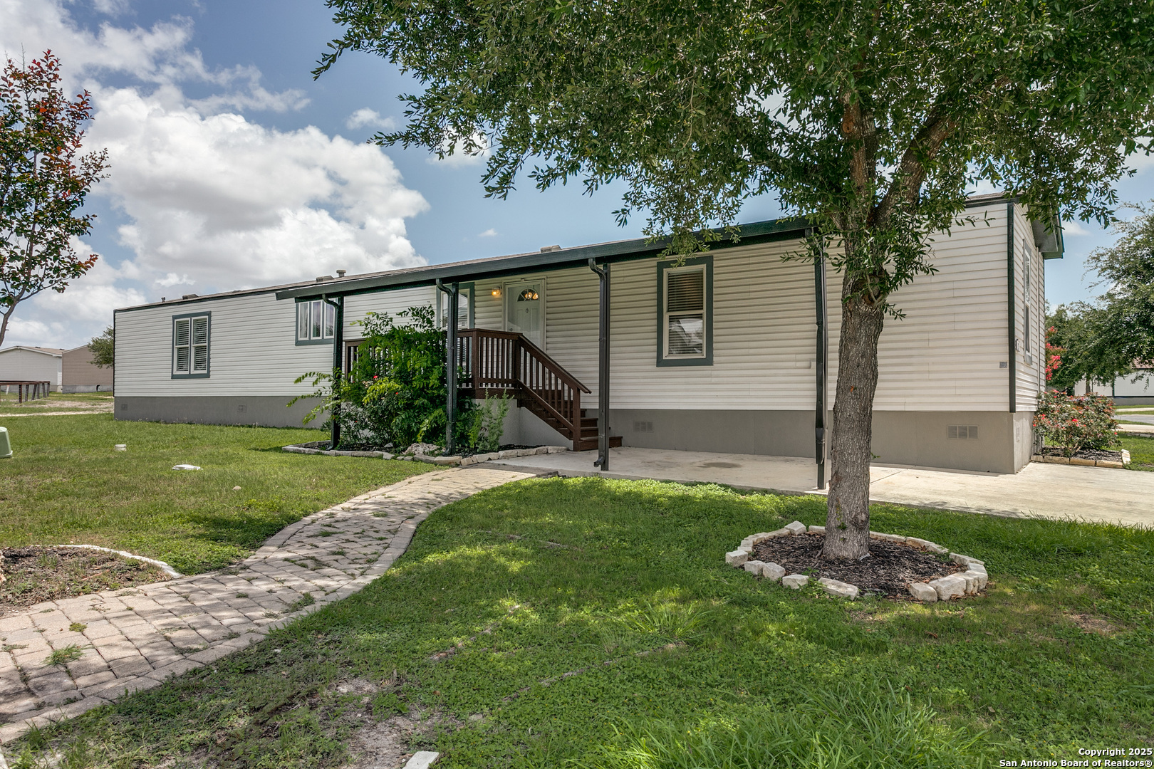 7151 Woodlake Parkway San Antonio TX 78218