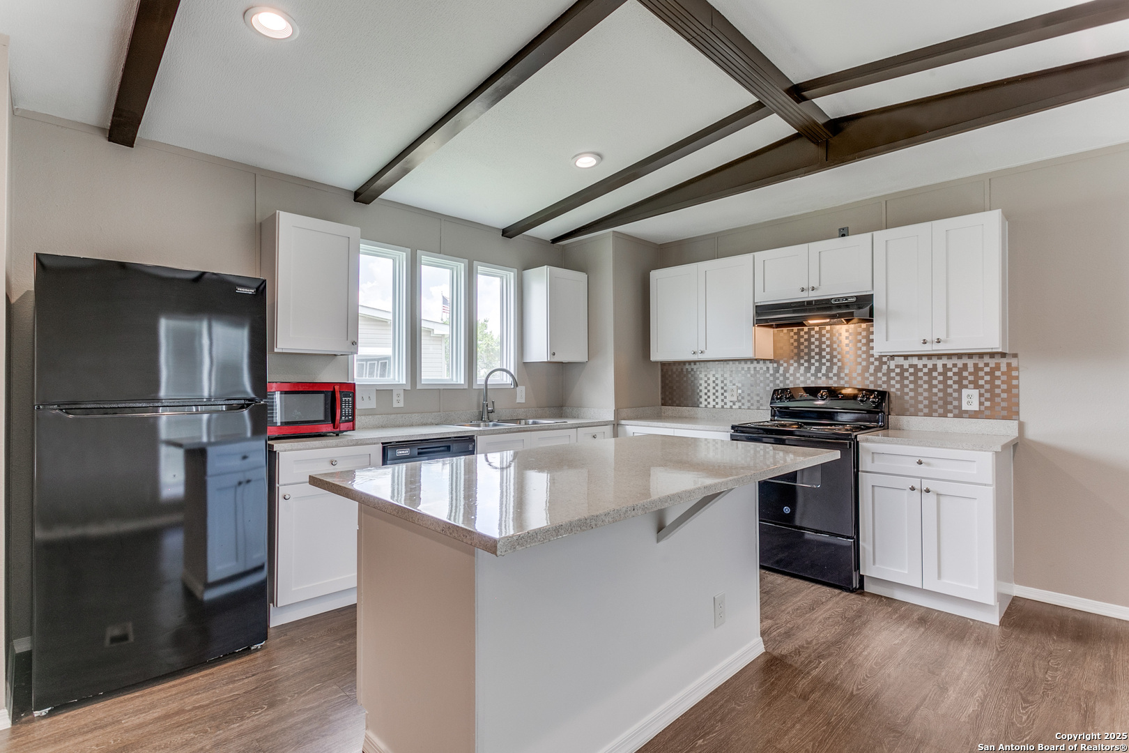 7151 Woodlake Parkway San Antonio TX 78218