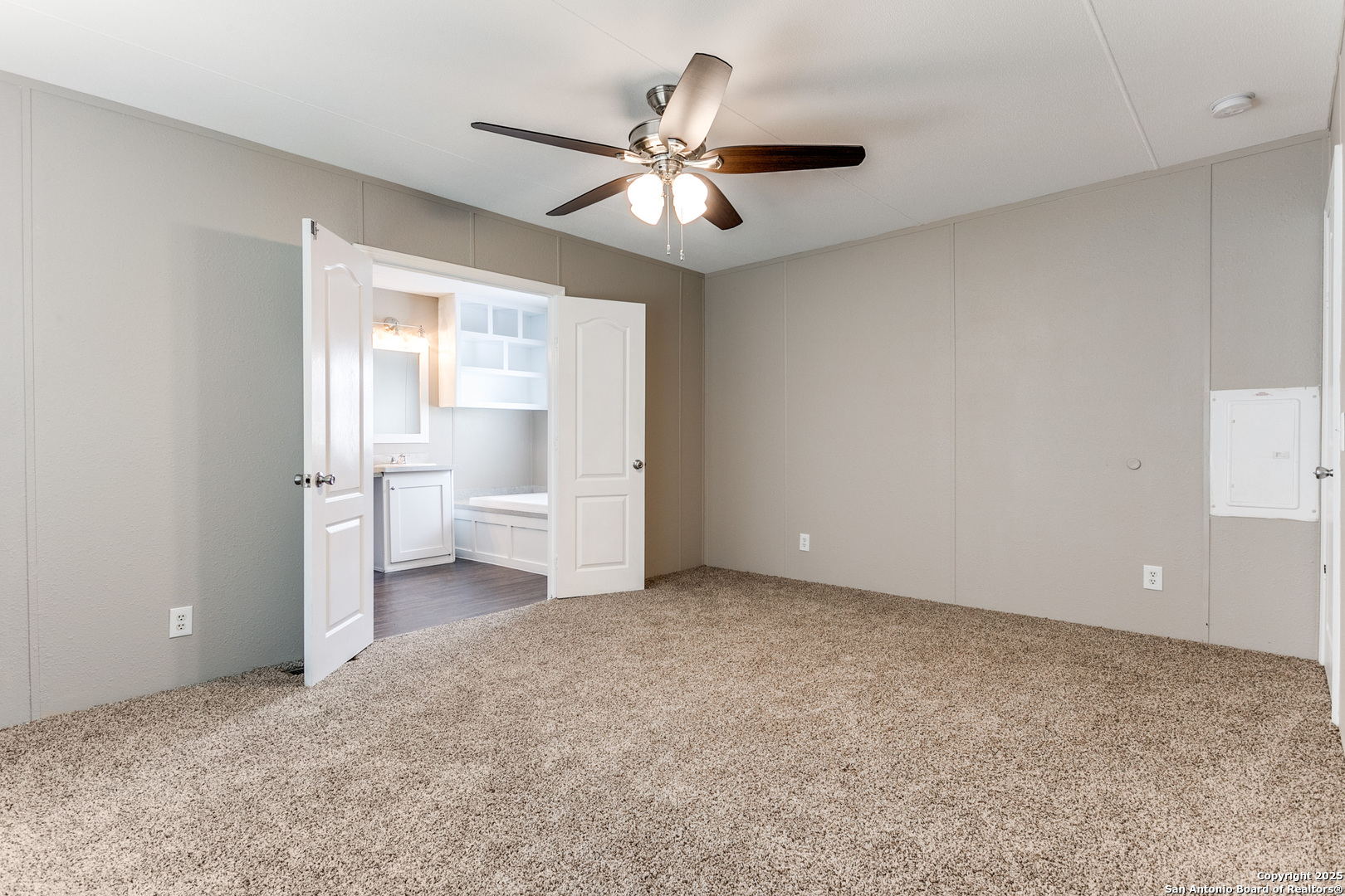 7151 Woodlake Parkway San Antonio TX 78218