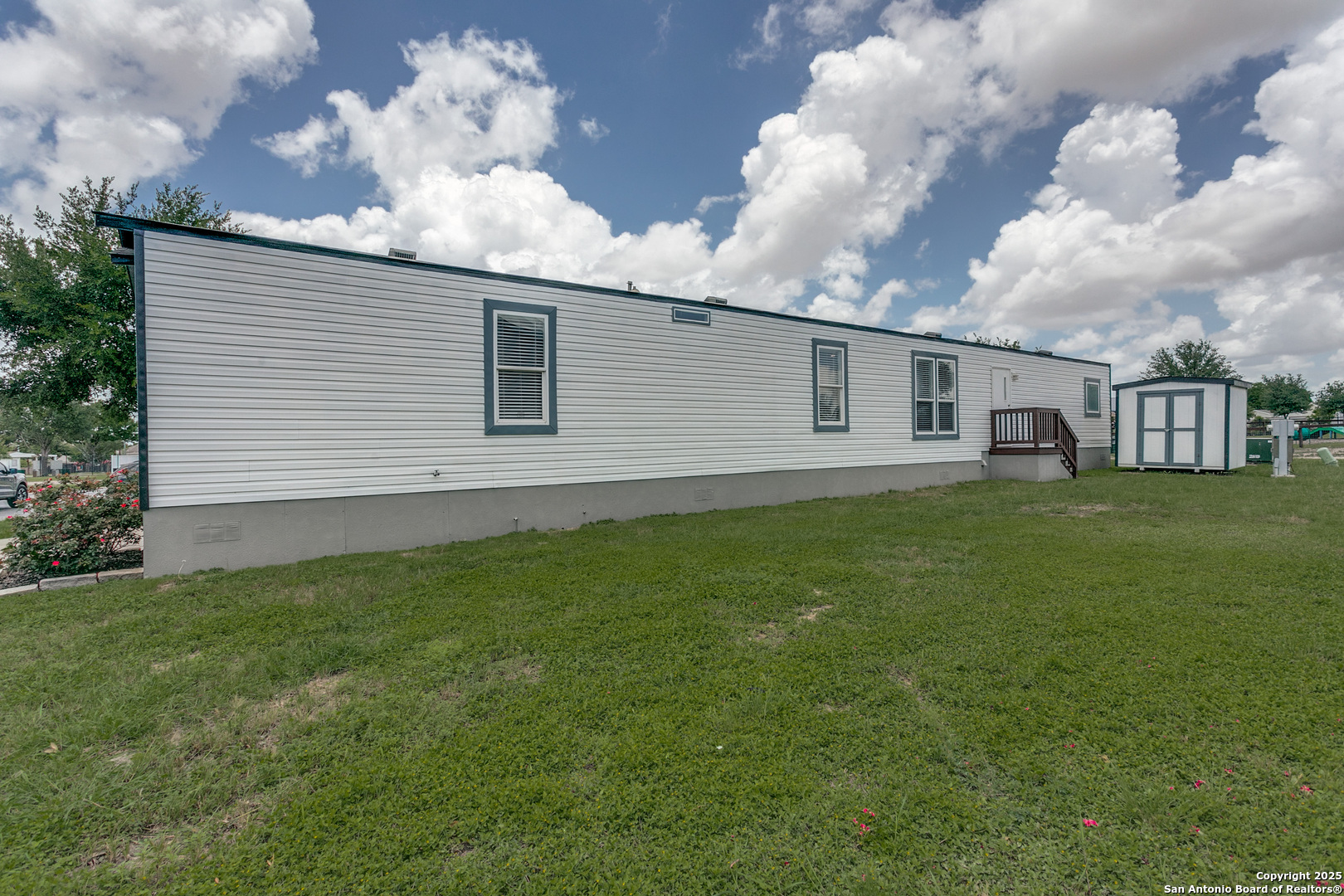 7151 Woodlake Parkway San Antonio TX 78218