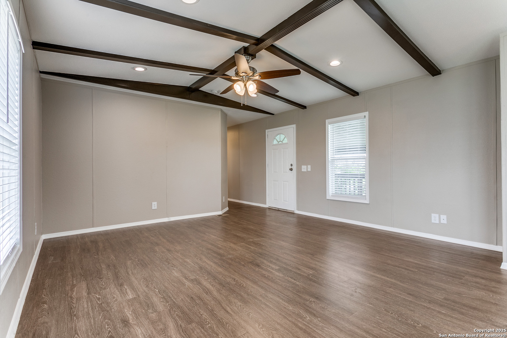 7151 Woodlake Parkway San Antonio TX 78218