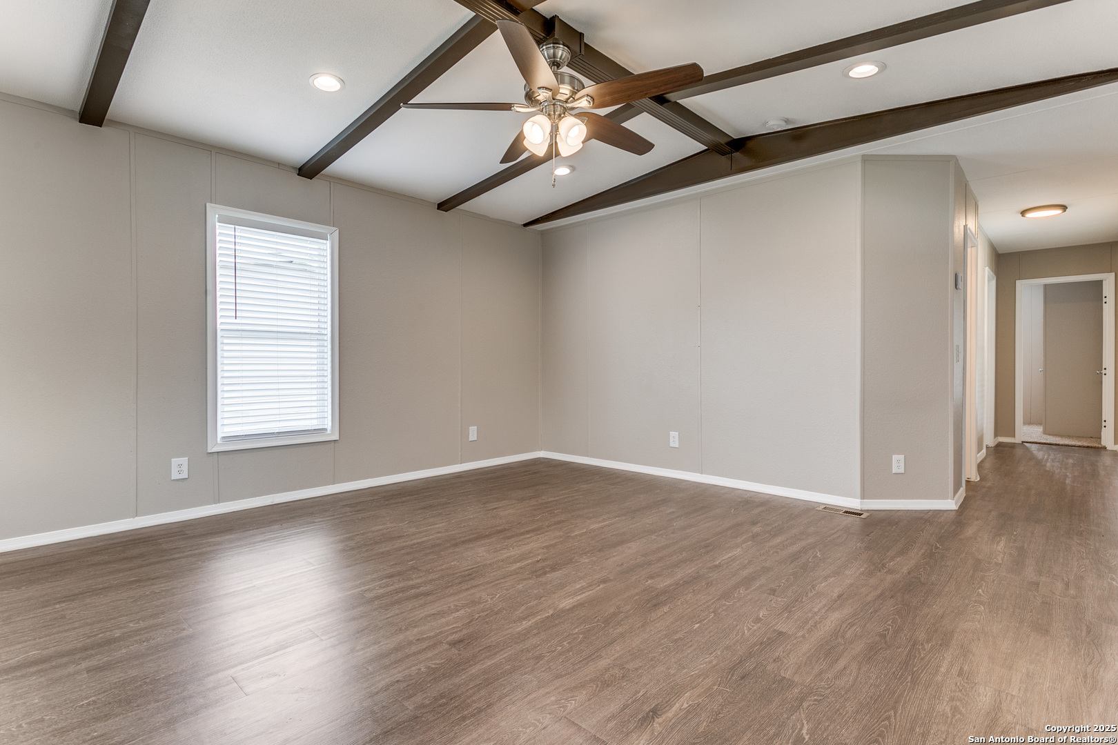 7151 Woodlake Parkway San Antonio TX 78218