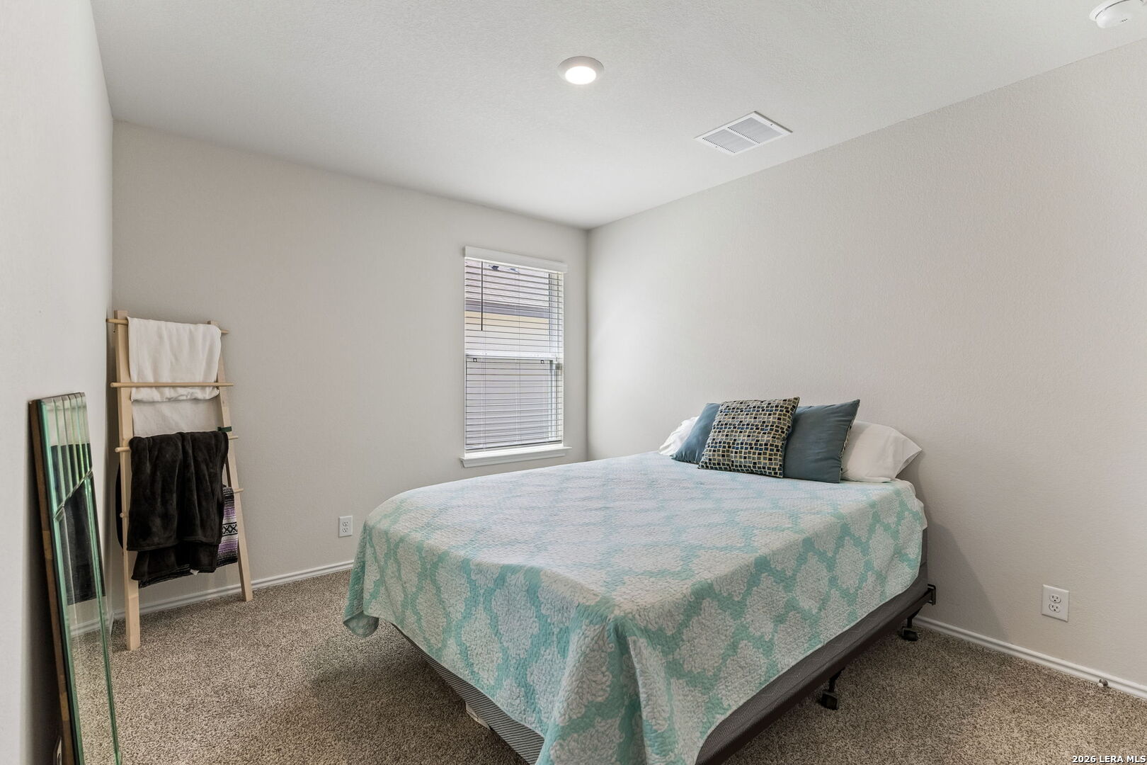 5024 Duck Hook San Antonio TX 78261