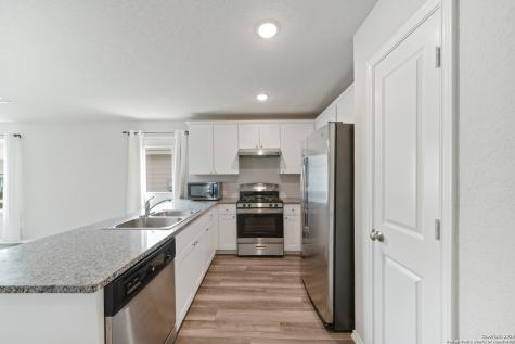 6534 Augustus Magee San Antonio TX 78220