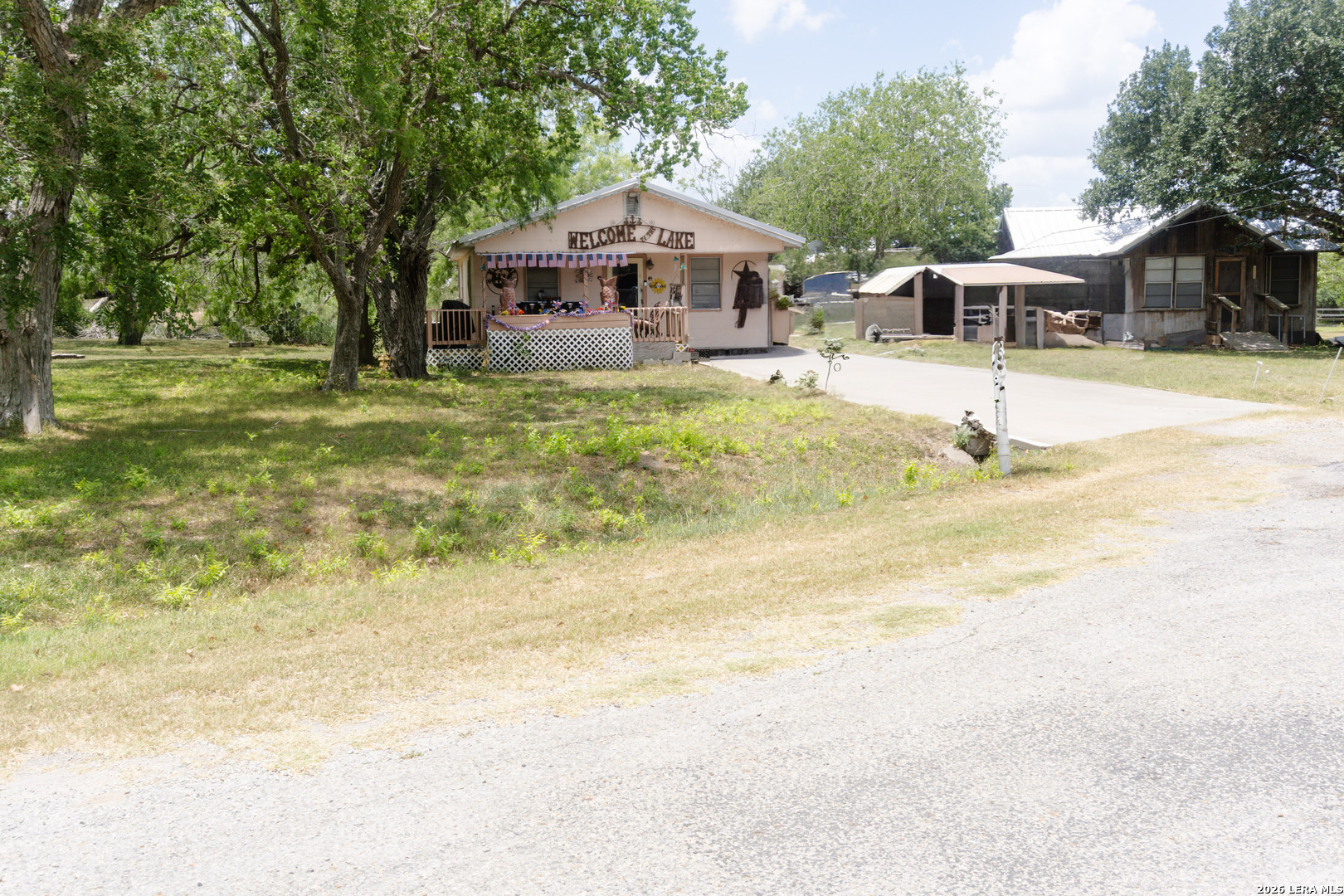 115 Lake Terrace Lake City TX 78368