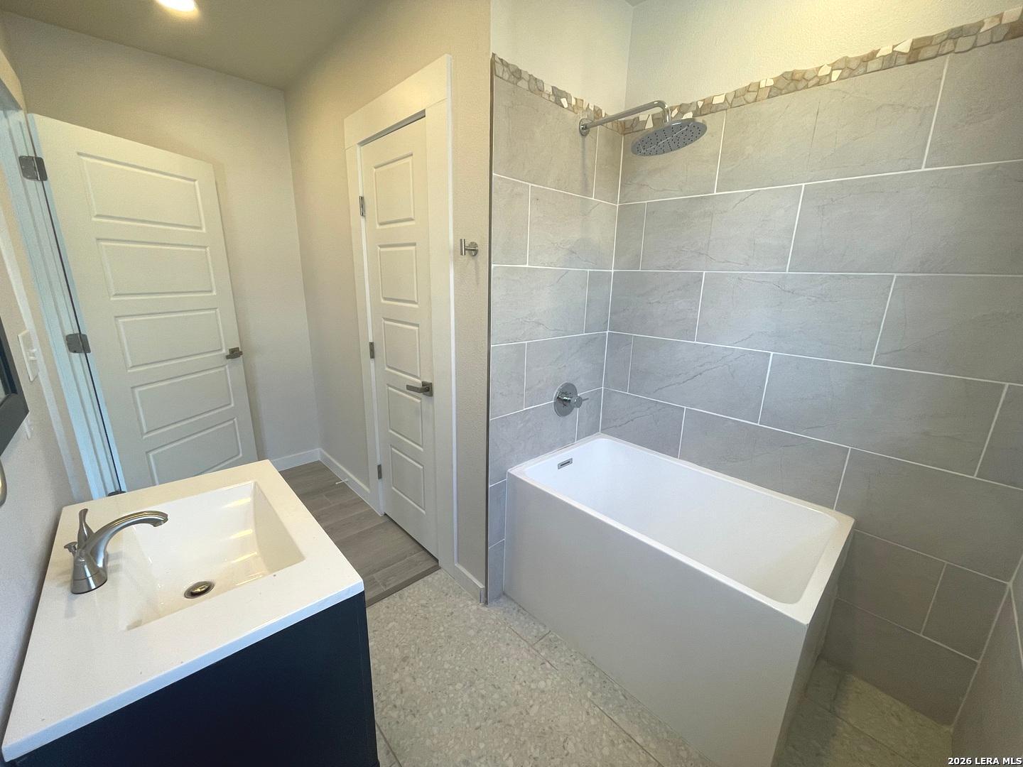 821 Burleson San Antonio TX 78202