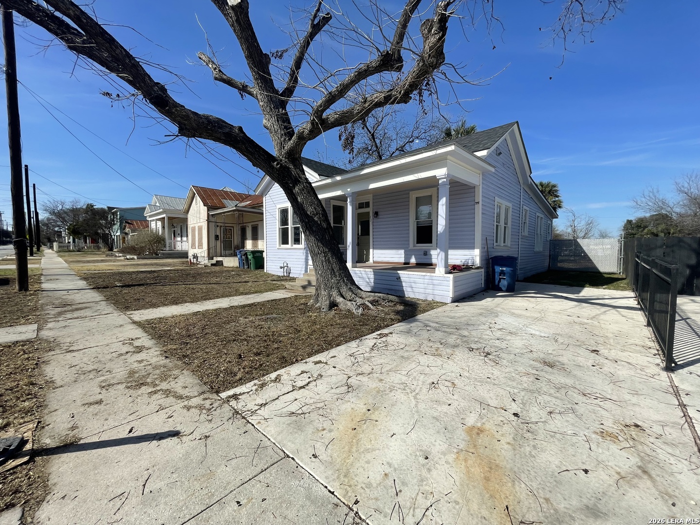 821 Burleson San Antonio TX 78202