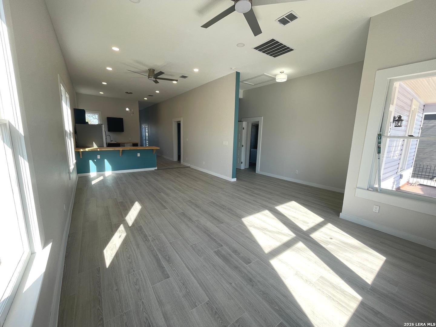 821 Burleson San Antonio TX 78202