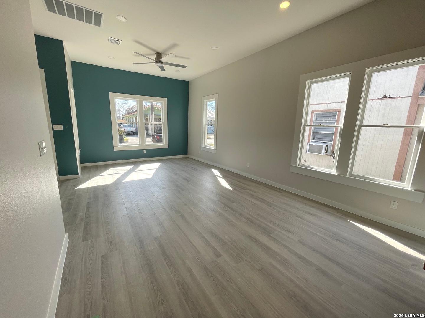 821 Burleson San Antonio TX 78202