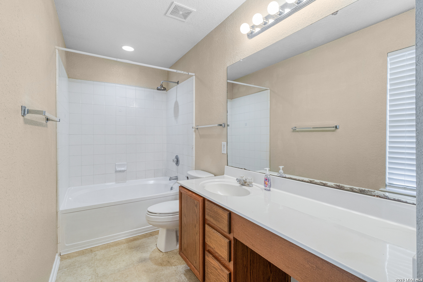 131 Booker Palm San Antonio TX 78239