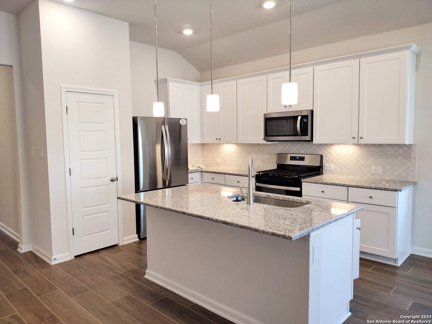 10511 Briceway Bay San Antonio TX 78254