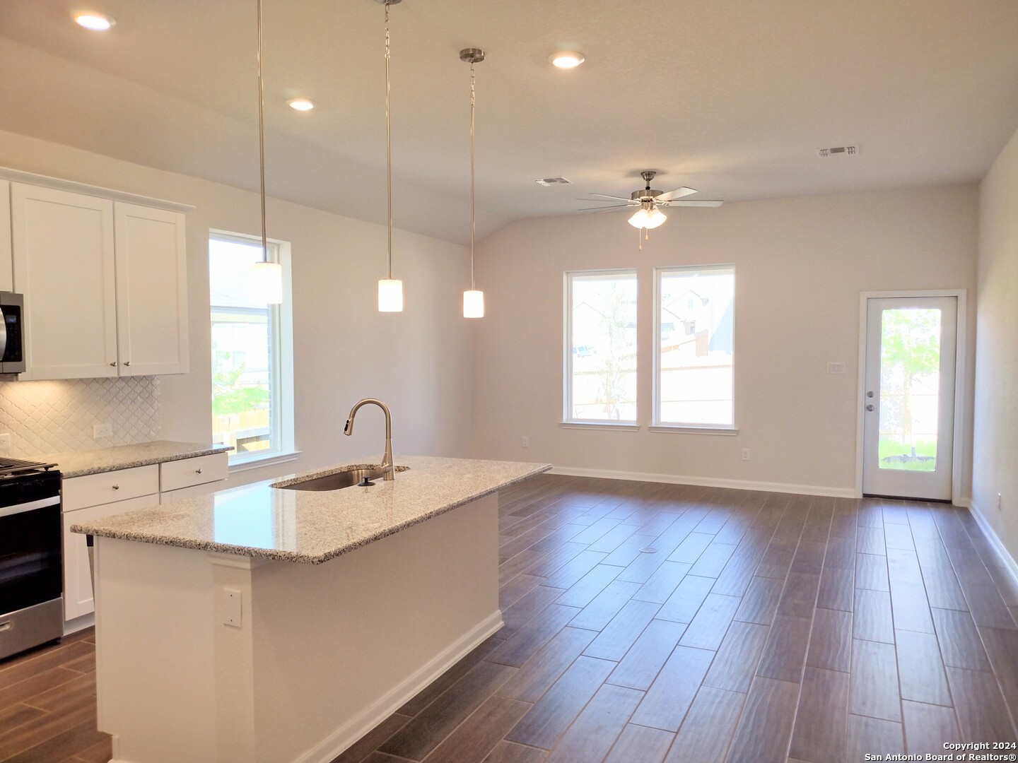 10511 Briceway Bay San Antonio TX 78254