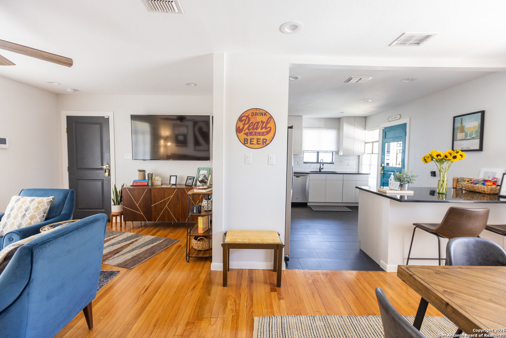 427 W Lynwood Avenue San Antonio TX 78212