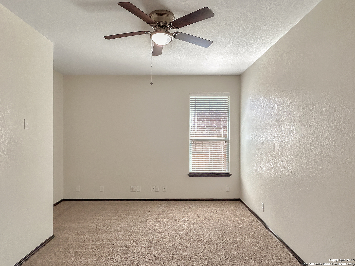 13820 Blakeville Live Oak TX 78233