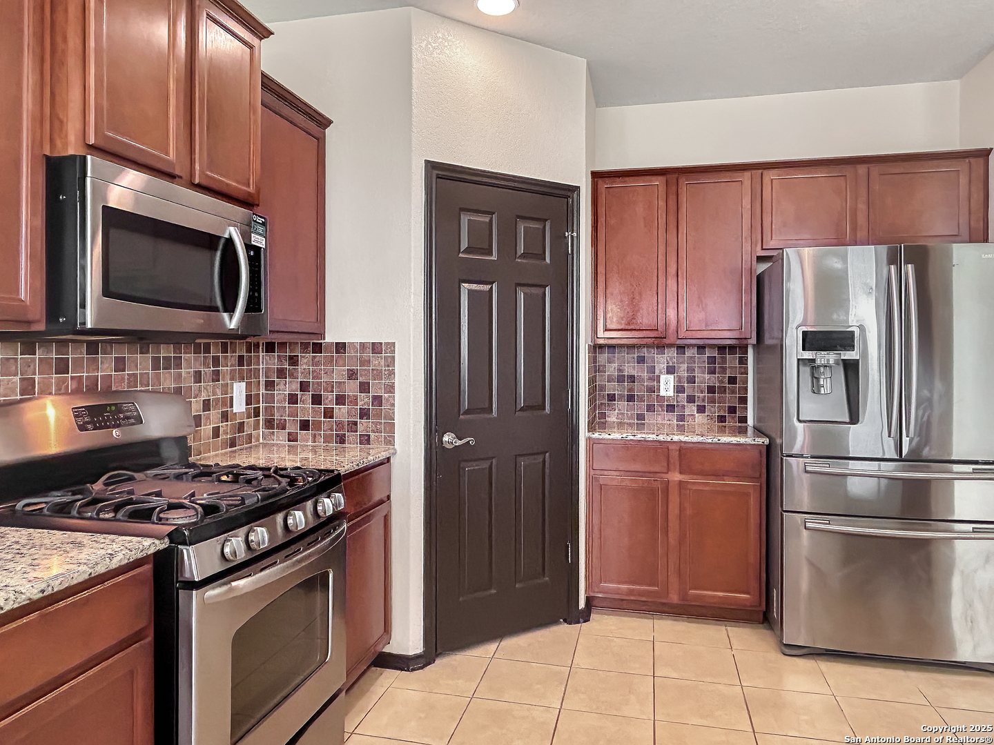 13820 Blakeville Live Oak TX 78233