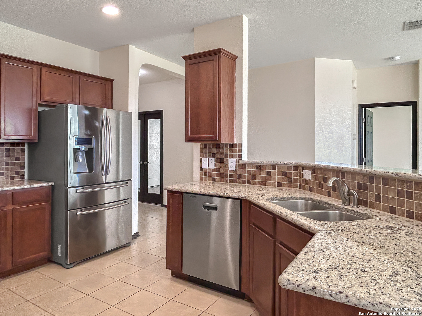 13820 Blakeville Live Oak TX 78233