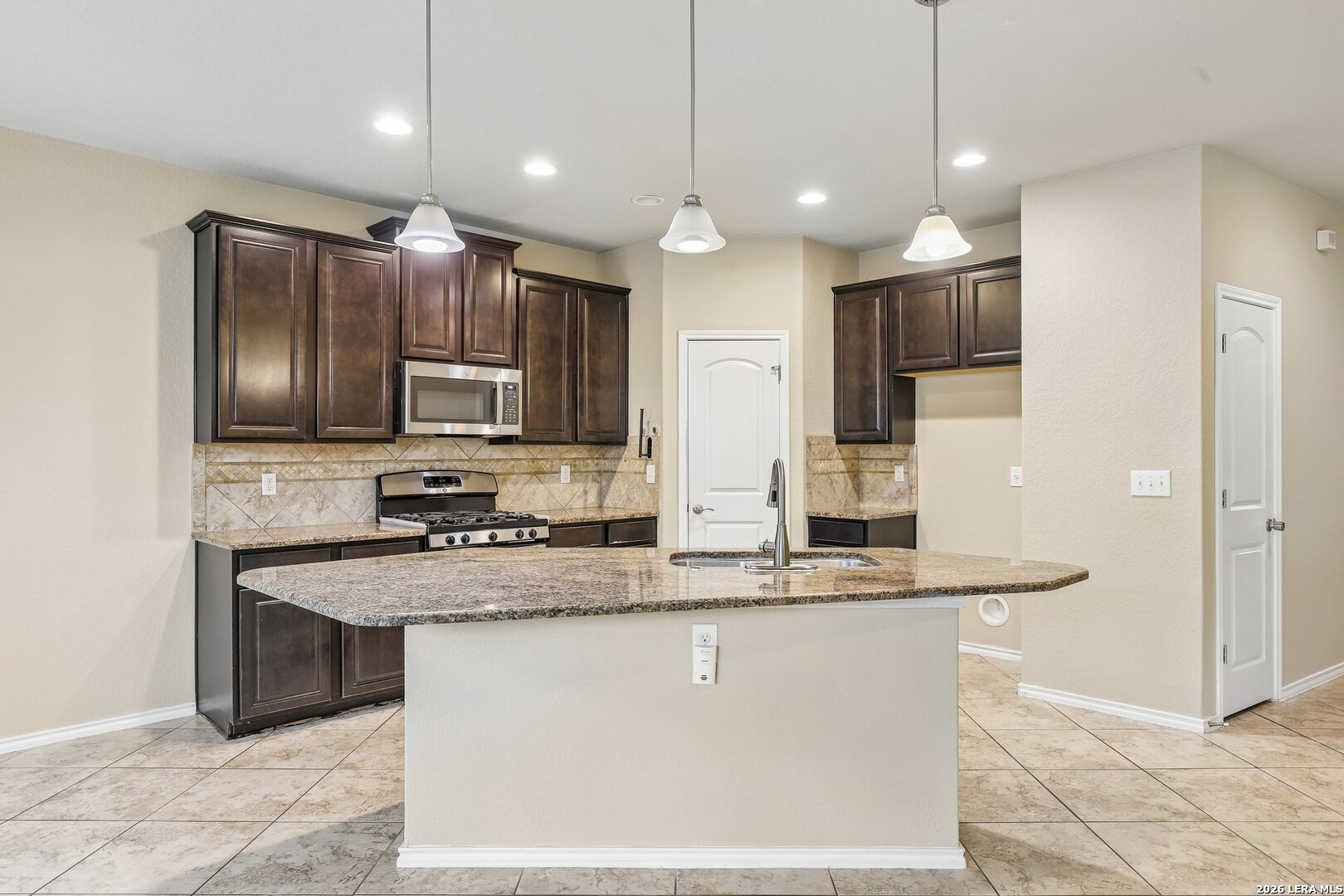 914 Horn Run San Antonio TX 78245