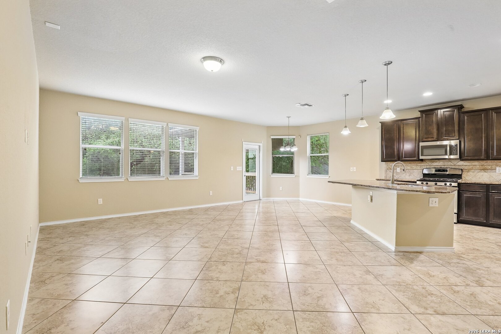 914 Horn Run San Antonio TX 78245