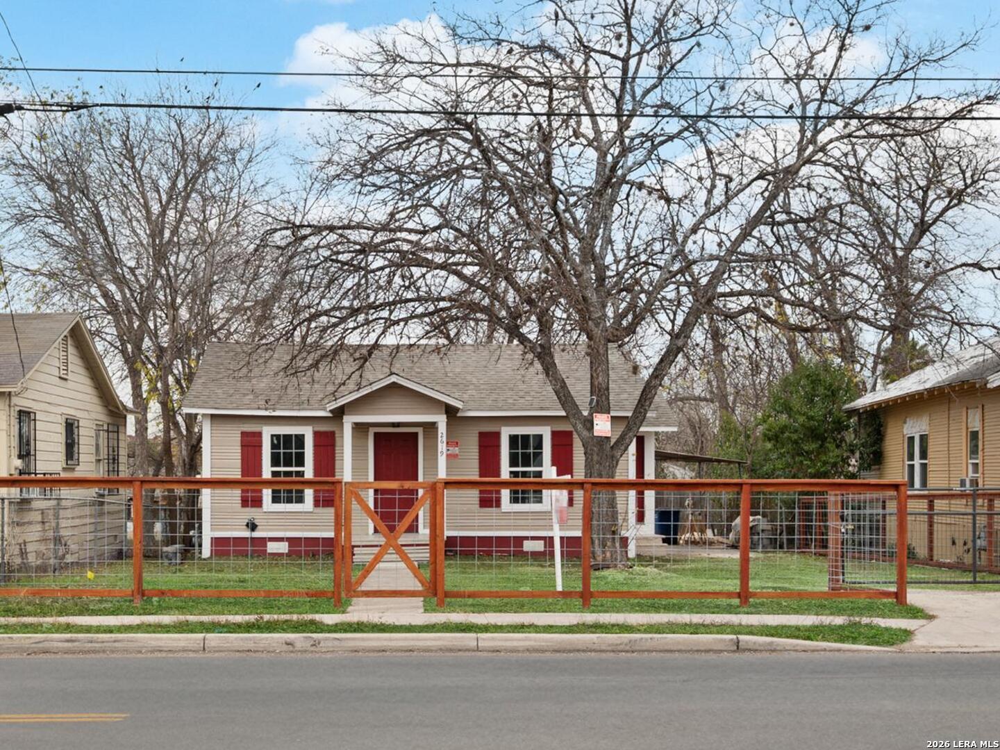 2619 E Houston San Antonio TX 78202