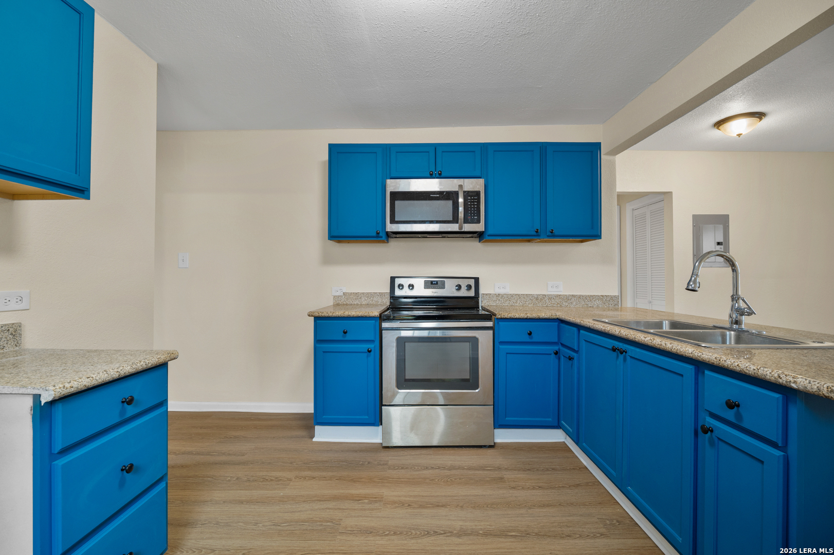 2619 E Houston San Antonio TX 78202