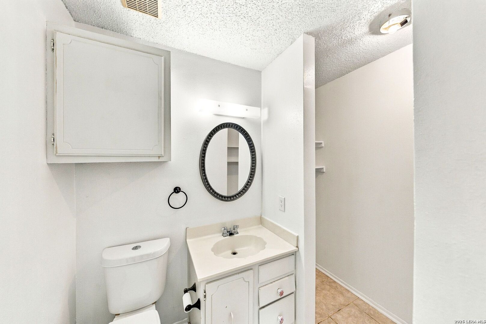 9410 Valley Bend San Antonio TX 78250
