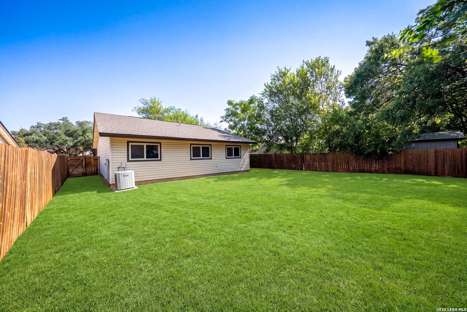 9410 Valley Bend San Antonio TX 78250